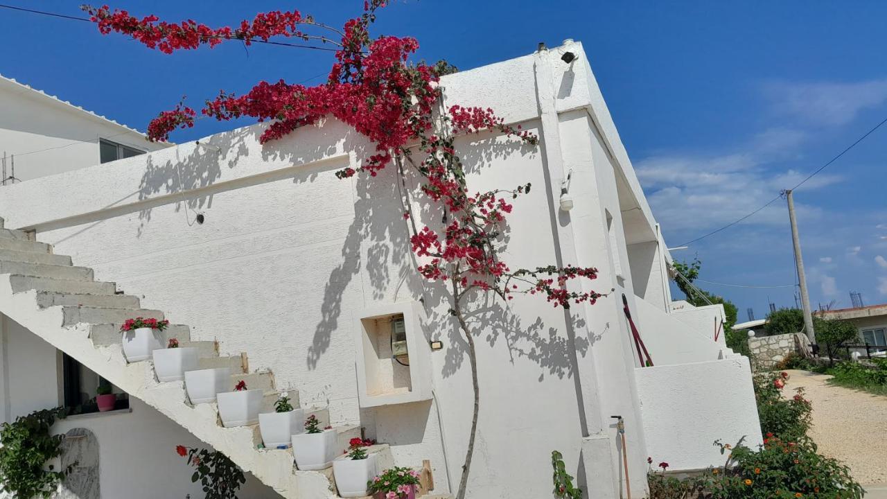 Apartments Denis Ksamil Exterior photo